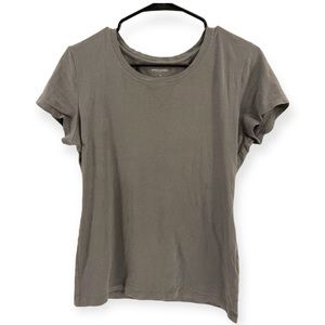 Banana Republic Charcoal Short Sleeve Tee